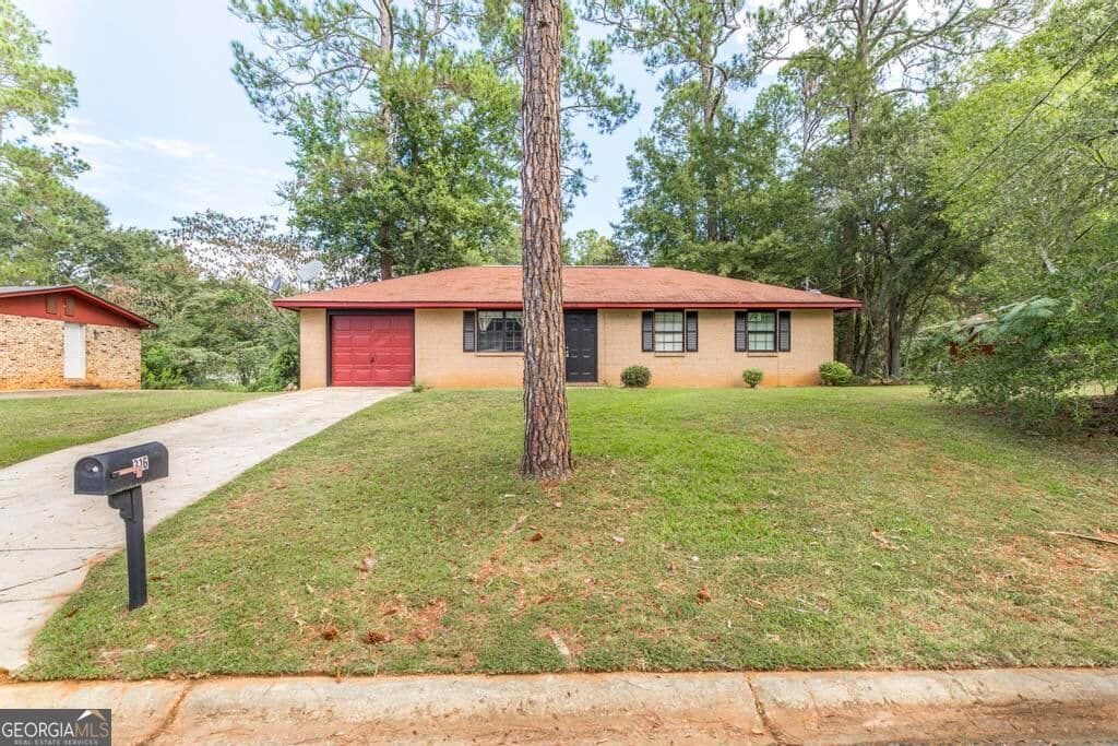 3 bedroom, 1 bathroom, 1,053 sq ft single family residence for sale at 316 Peach Circle, Fort Valley, GA 31030 — photo 3