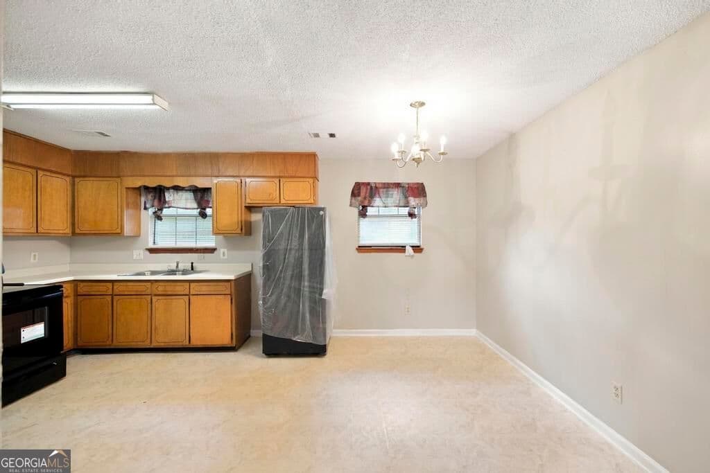 3 bedroom, 1 bathroom, 1,053 sq ft single family residence for sale at 316 Peach Circle, Fort Valley, GA 31030 — photo 10