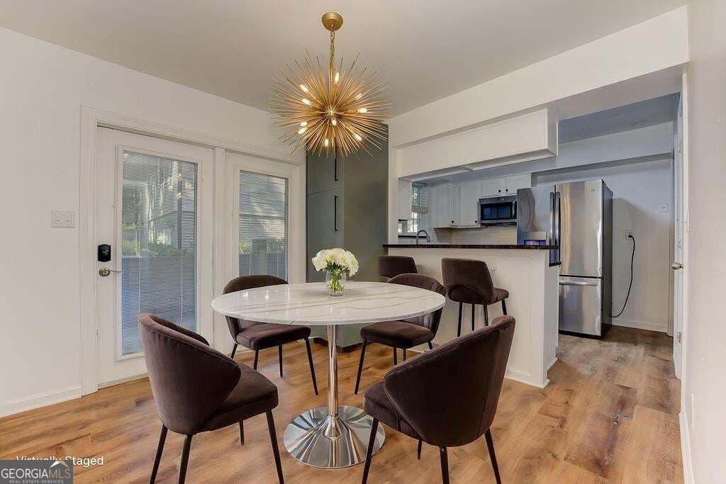 1 bedroom, 1.5 bathroom, 900 sq ft condominium for sale at 6940 Roswell Road 7E, Sandy Springs, GA 30328 — photo 9
