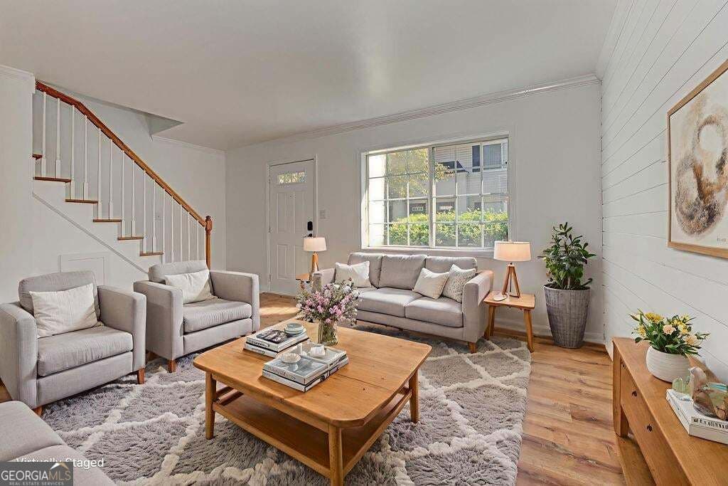 1 bedroom, 1.5 bathroom, 900 sq ft condominium for sale at 6940 Roswell Road 7E, Sandy Springs, GA 30328 — photo 8