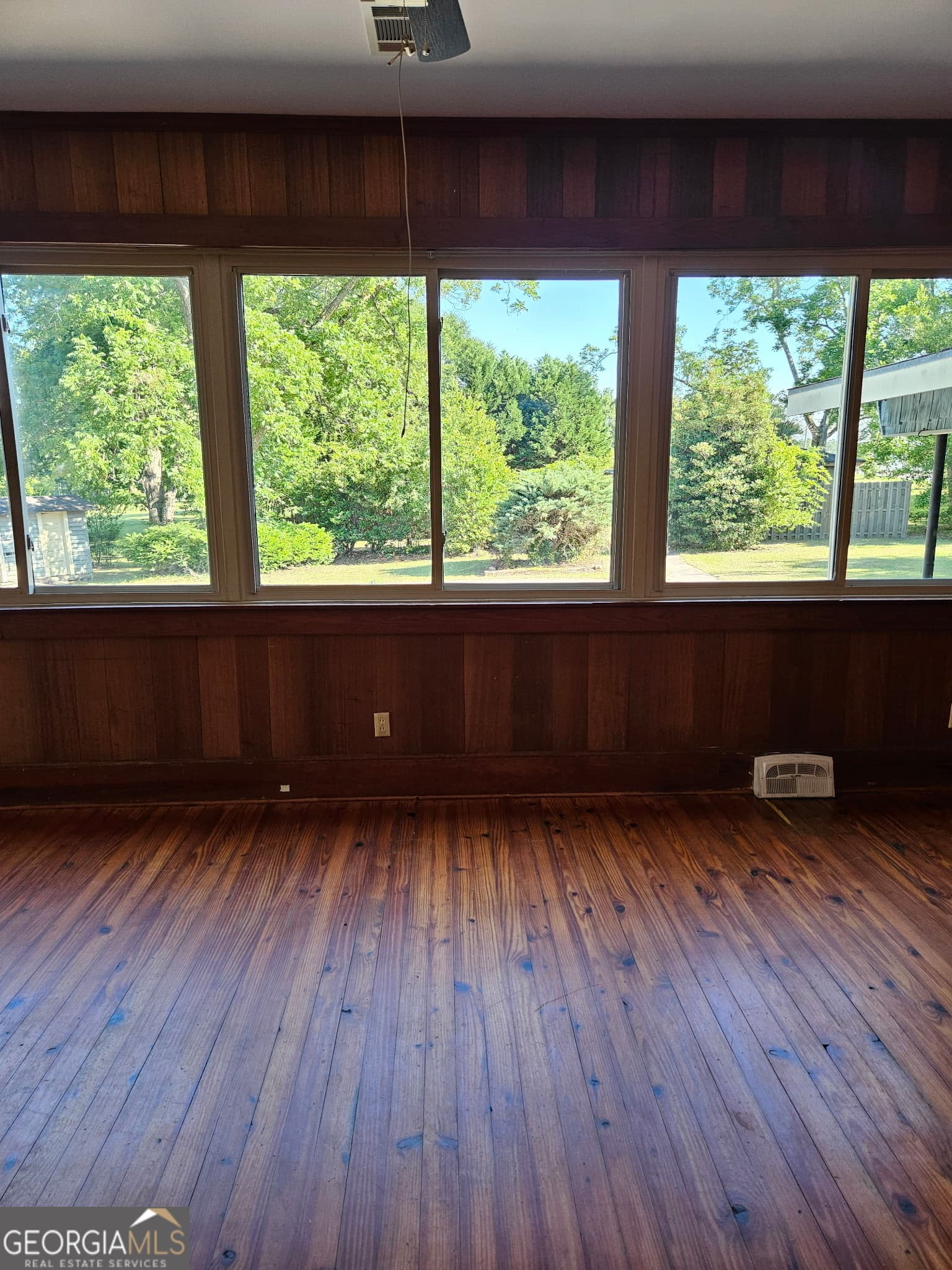 4 bedroom, 3 bathroom, 3,134 sq ft single family residence for sale at 101 Halcyondale Road, Sylvania, GA 30467 — photo 7
