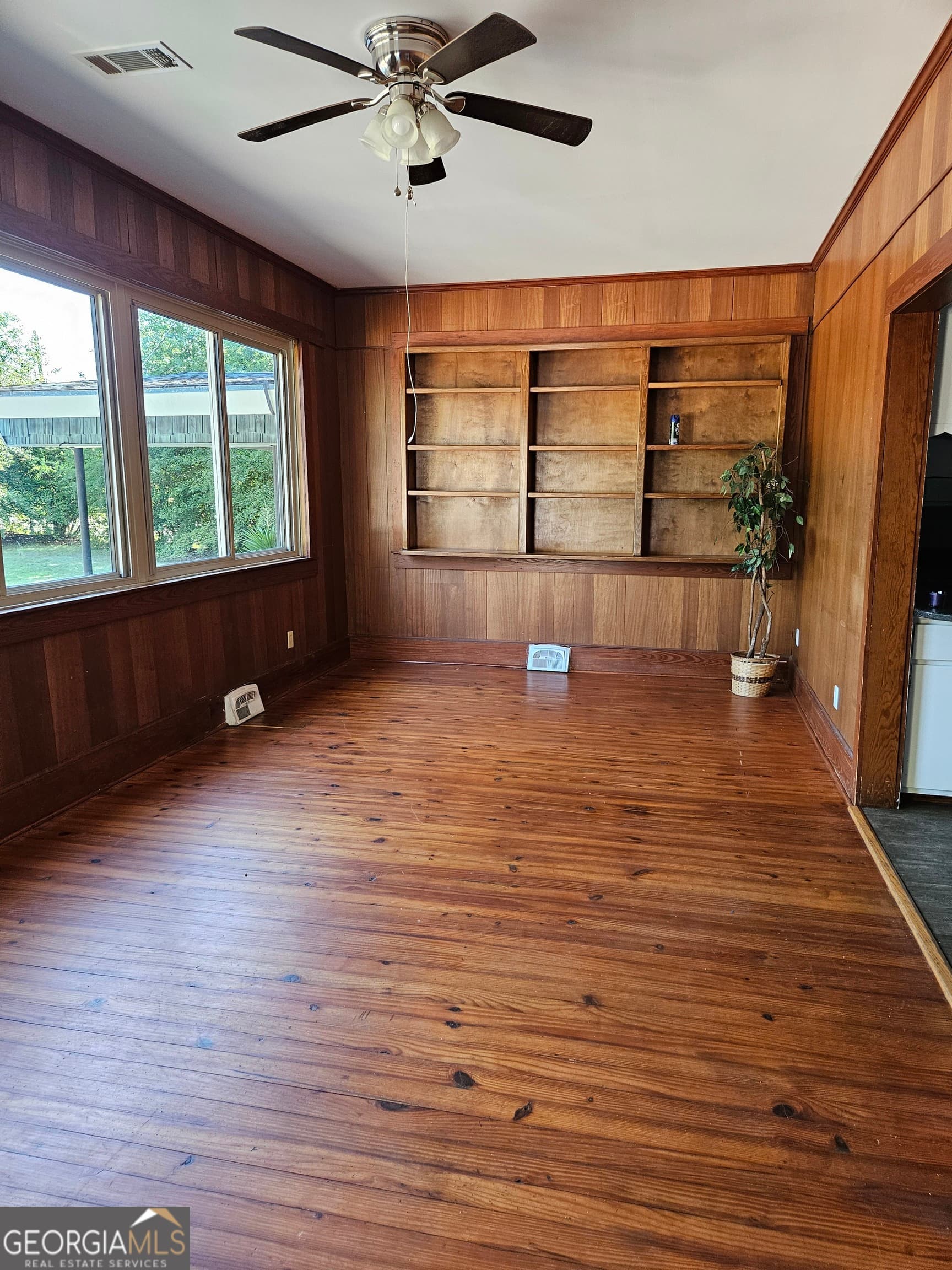 4 bedroom, 3 bathroom, 3,134 sq ft single family residence for sale at 101 Halcyondale Road, Sylvania, GA 30467 — photo 8