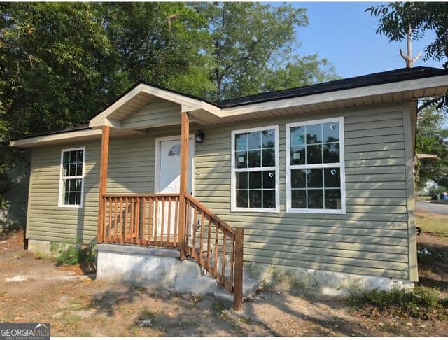 3 bedroom, 2 bathroom single family residence for rent at 202 Barton Drive, Dublin, GA 31021 for $1,175 a month — photo 1 of 1