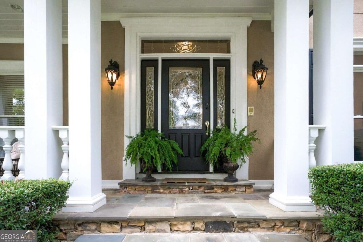 5 bedroom, 5 bathroom, 7,543 sq ft single family residence for sale at 5687 Mountain Oak Drive, Braselton, GA 30517 — photo 4