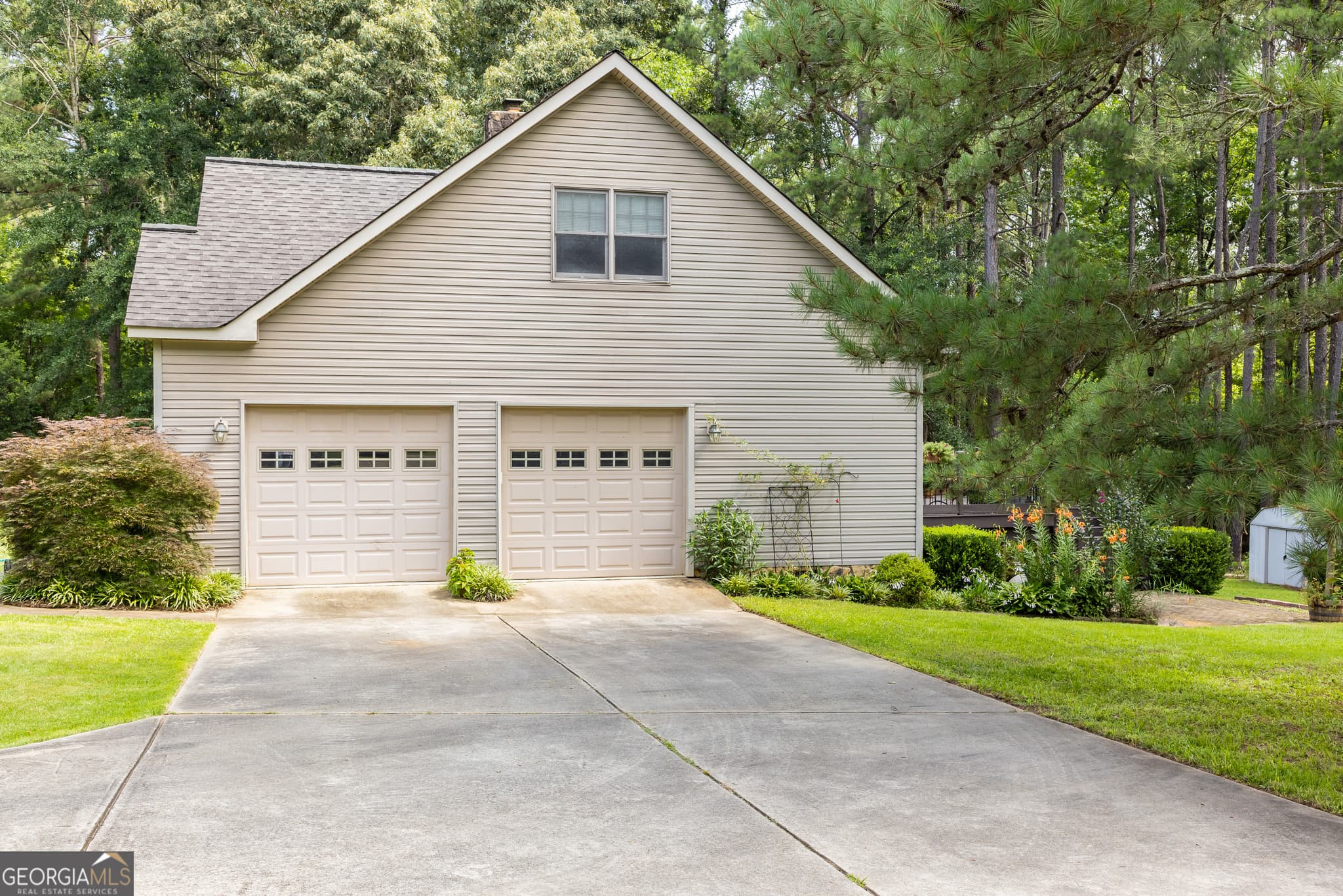 4 bedroom, 2.5 bathroom, 2,052 sq ft single family residence for sale at 32 Gwen Place, Thomaston, GA 30286 — photo 7