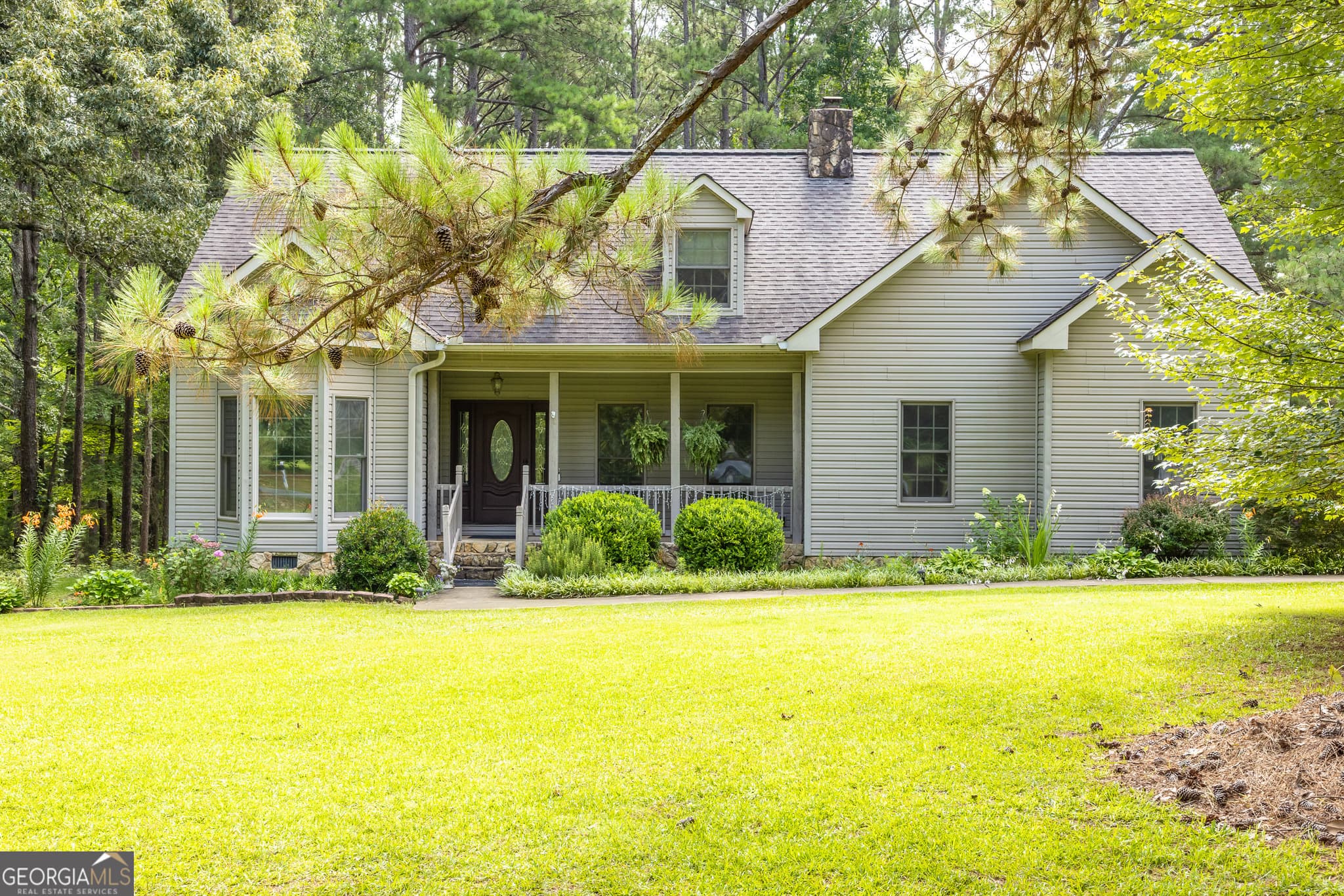 4 bedroom, 2.5 bathroom, 2,052 sq ft single family residence for sale at 32 Gwen Place, Thomaston, GA 30286