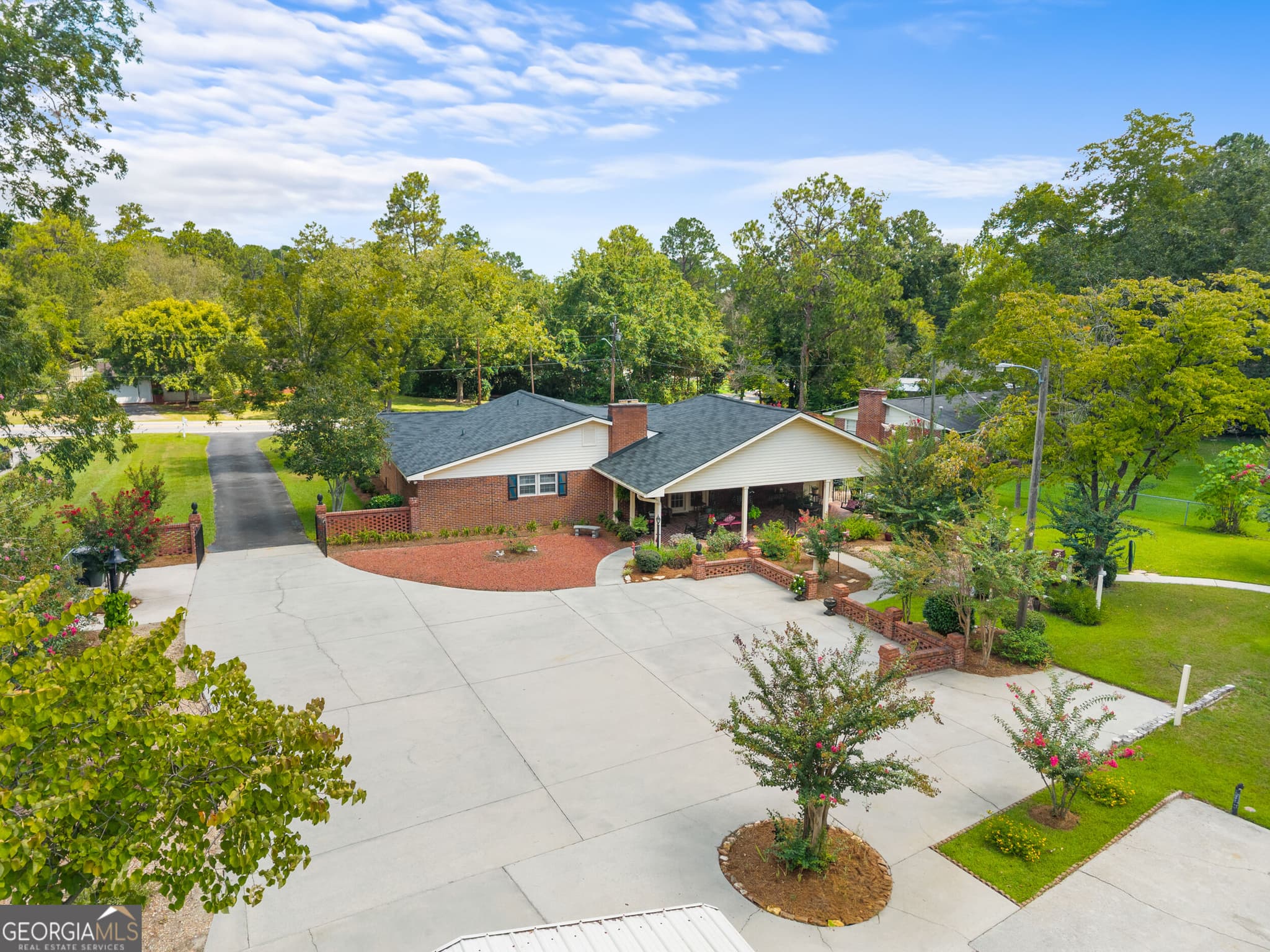 4 bedroom, 2.5 bathroom, 2,055 sq ft single family residence for sale at 104 Irwin Drive, Statesboro, GA 30458 — photo 5
