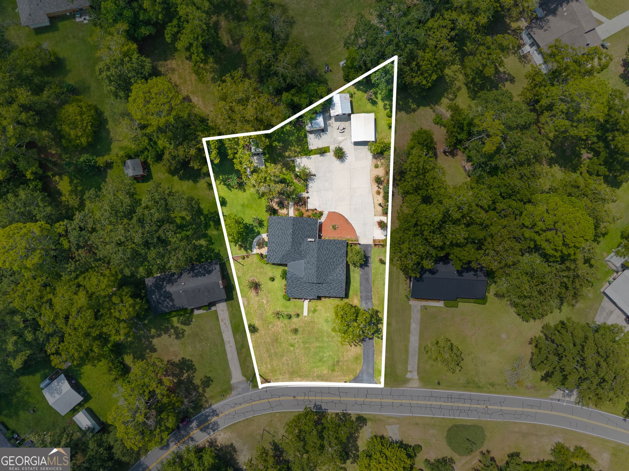 4 bedroom, 2.5 bathroom, 2,055 sq ft single family residence for sale at 104 Irwin Drive, Statesboro, GA 30458 — photo 4