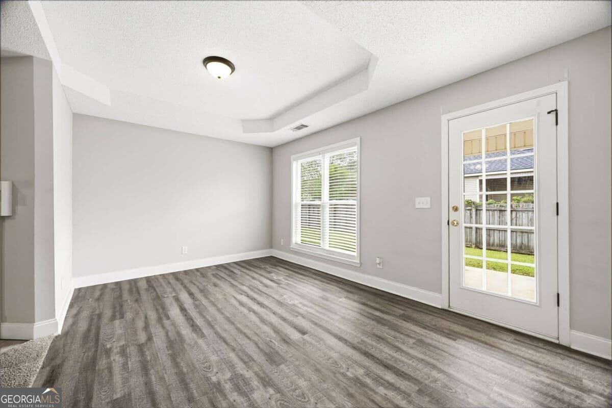 3 bedroom, 2 bathroom, 1,478 sq ft single family residence for sale at 111 Alexandria Court, Byron, GA 31008 — photo 7