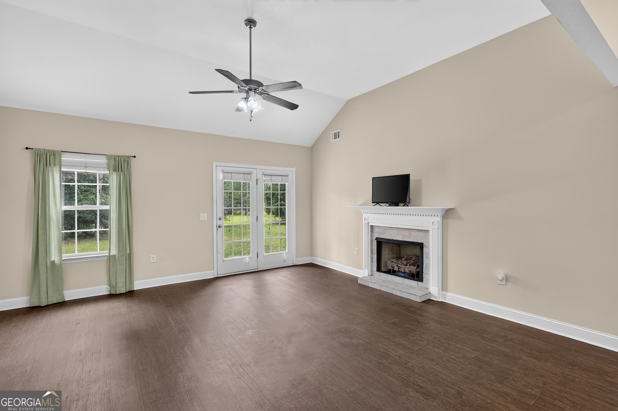 3 bedroom, 2 bathroom, 1,576 sq ft single family residence for sale at 221 Stillwater Drive, Statesboro, GA 30461 — photo 8