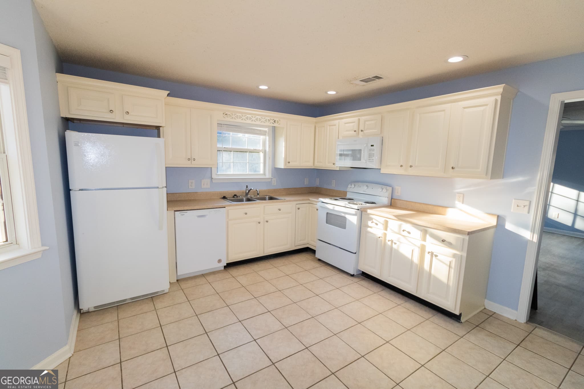 2 bedroom, 1.5 bathroom, 1,232 sq ft duplex for rent at 1602 Drayton Lane A, Statesboro, GA 30461 for $1,450 a month — photo 5