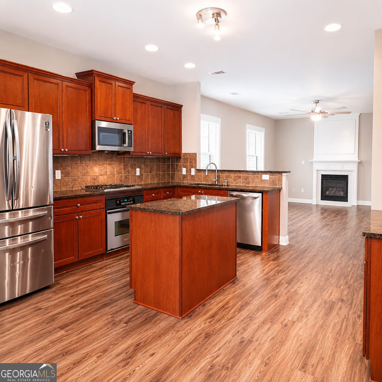6 bedroom, 5 bathroom, 4,996 sq ft single family residence for sale at 3000 Norwell Court, Locust Grove, GA 30248 — photo 9