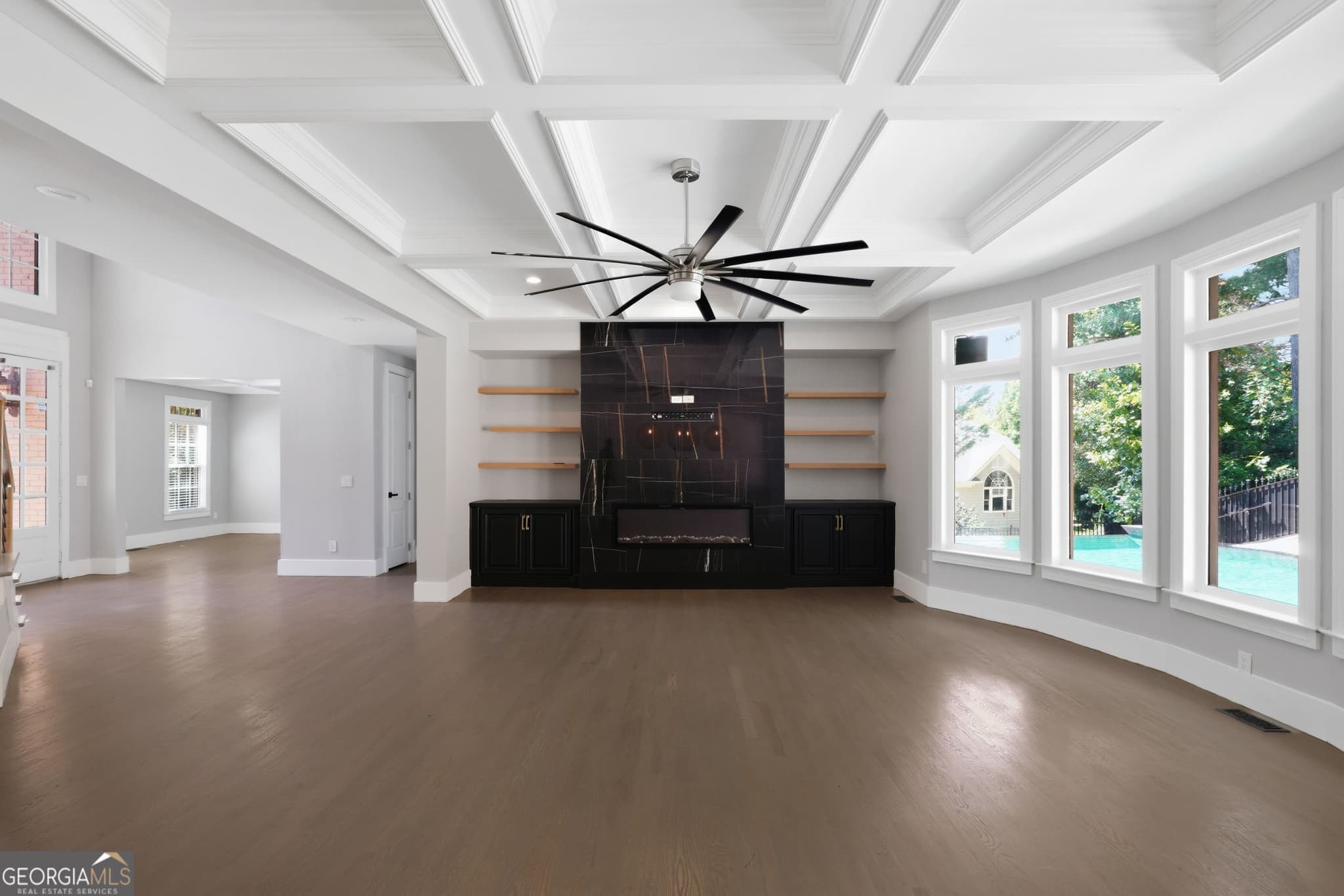 7 bedroom, 5.5 bathroom, 5,736 sq ft single family residence for sale at 245 Steeple Point Drive, Roswell, GA 30076 — photo 4