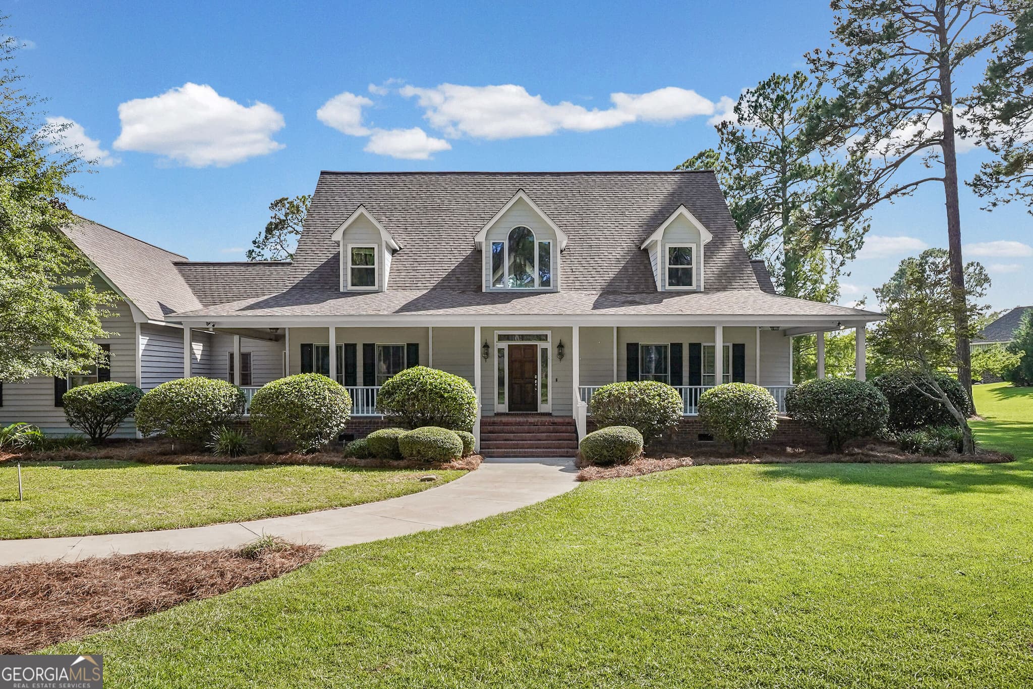 4 bedroom, 4.5 bathroom, 3,126 sq ft single family residence under contract at 4706 Woodland Drive, Tifton, GA 31794