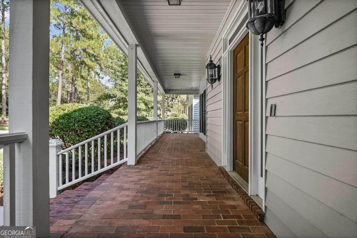 4 bedroom, 4.5 bathroom, 3,126 sq ft single family residence under contract at 4706 Woodland Drive, Tifton, GA 31794 — photo 5