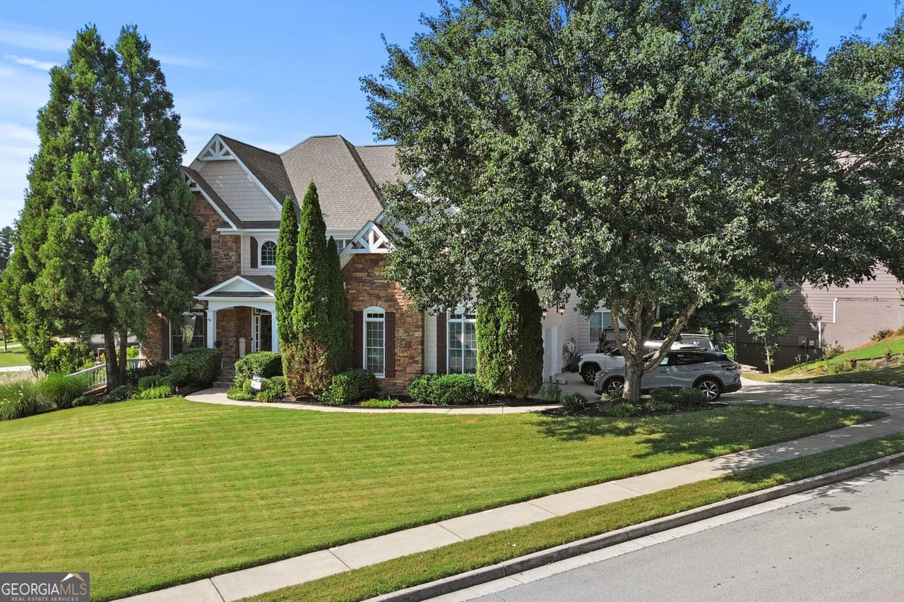 6 bedroom, 6.5 bathroom, 5,880 sq ft single family residence for rent at 17 Snap Dragon Lane, Dallas, GA 30132 for $5,700 a month — photo 3