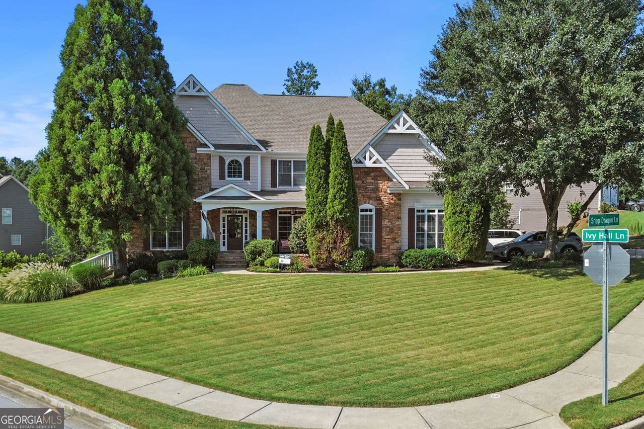 6 bedroom, 6.5 bathroom, 5,880 sq ft single family residence for rent at 17 Snap Dragon Lane, Dallas, GA 30132 for $5,700 a month — photo 1 of 56