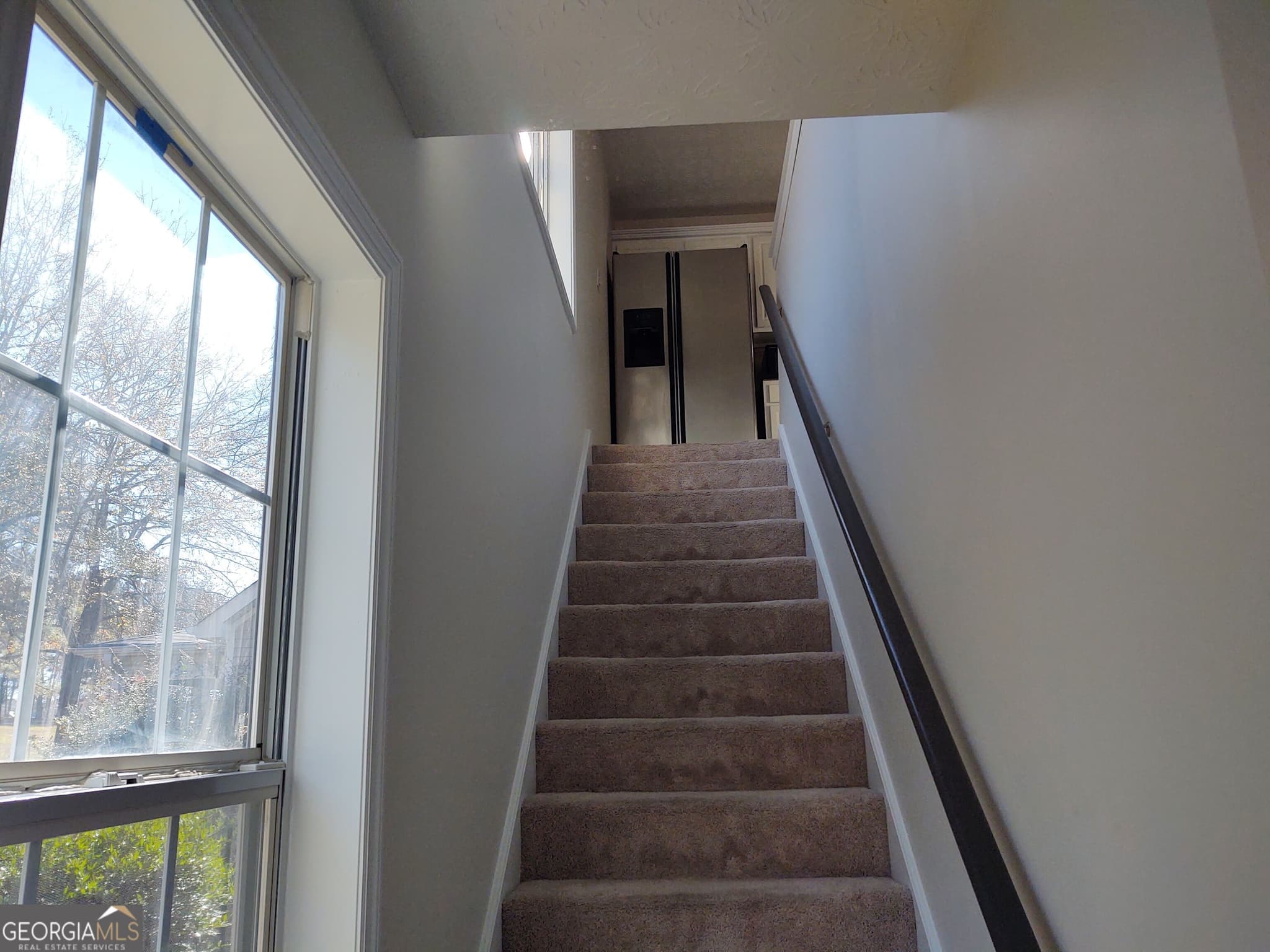 1 bedroom, 1 bathroom, 950 sq ft apartment for rent at 1467 Elders Mill Road, Senoia, GA 30276 for $1,350 a month — photo 2