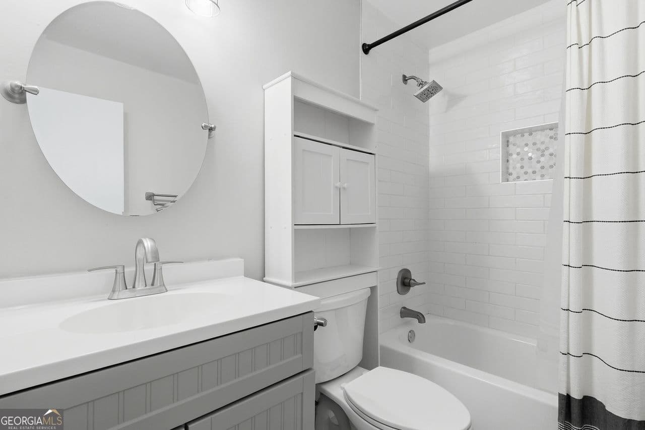 2 bedroom, 1 bathroom, 1,048 sq ft single family residence for sale at 2550 Lakeview Trail, Cumming, GA 30041 — photo 10