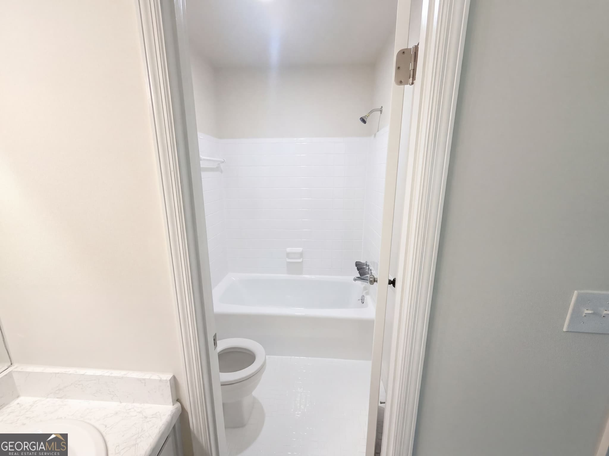 4 bedroom, 1.5 bathroom, 3,051 sq ft single family residence for sale at 2215 Angela Drive, Lilburn, GA 30047 — photo 7