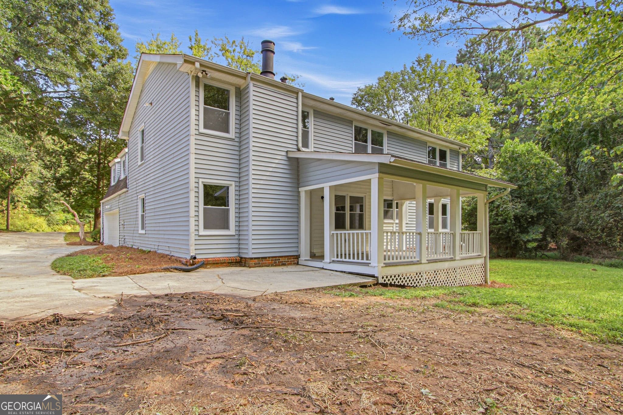 4 bedroom, 1.5 bathroom, 3,051 sq ft single family residence for sale at 2215 Angela Drive, Lilburn, GA 30047 — photo 5