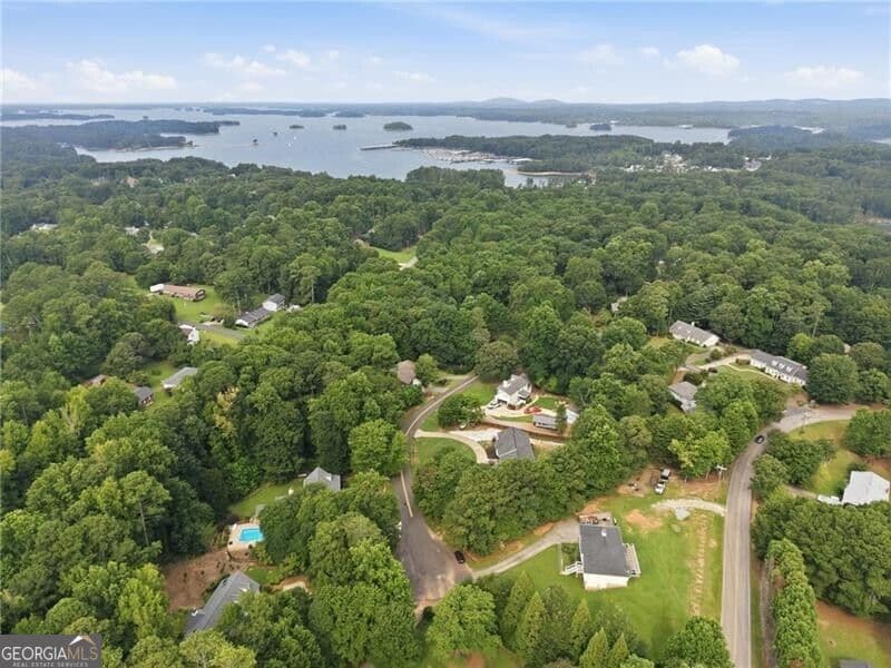 4 bedroom, 3.5 bathroom, 3,277 sq ft single family residence for sale at 5235 Lanton Circle, Gainesville, GA 30504 — photo 8