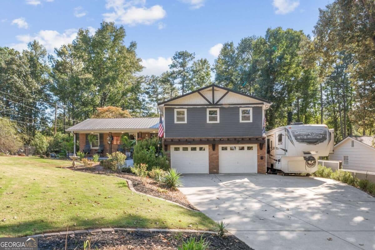 4 bedroom, 3.5 bathroom single family residence for sale at 2501 Due West Circle, Kennesaw, GA 30152