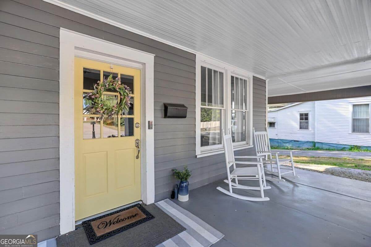 3 bedroom, 2 bathroom, 2,136 sq ft single family residence for sale at 201 Oak Street, Hogansville, GA 30230 — photo 5