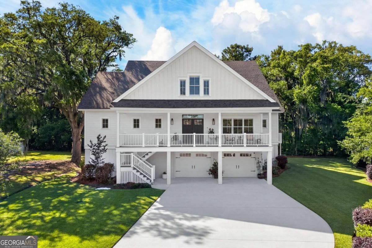 5 bedroom, 3.5 bathroom, 3,140 sq ft single family residence sold at 100 Natalie Court, Savannah, GA 31410