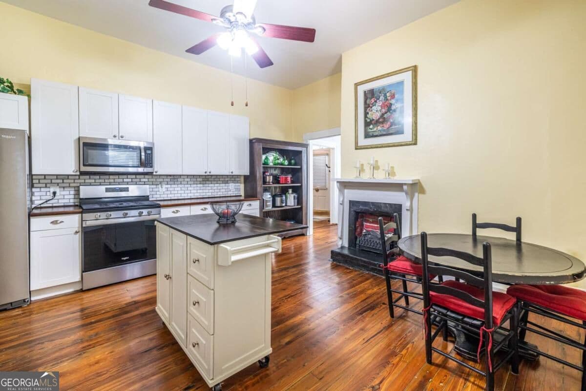 2 bedroom, 2 bathroom, 1,054 sq ft single family residence for sale at 852 Kirkwood Avenue, Atlanta, GA 30316 — photo 9