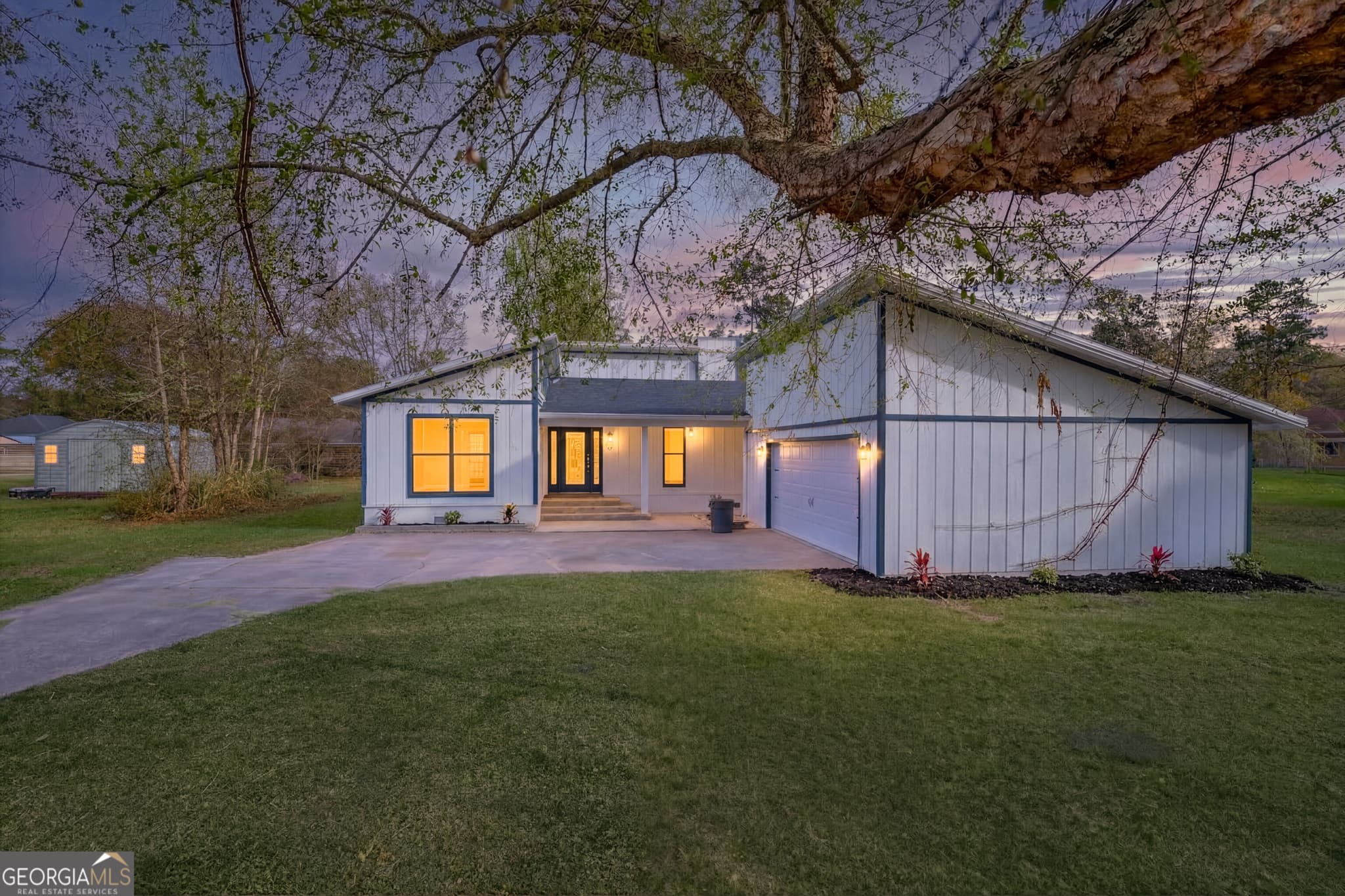 3 bedroom, 2 bathroom, 1,629 sq ft single family residence for rent at 104 Cardinal Street, Woodbine, GA 31569 for $2,150 a month — photo 1 of 25