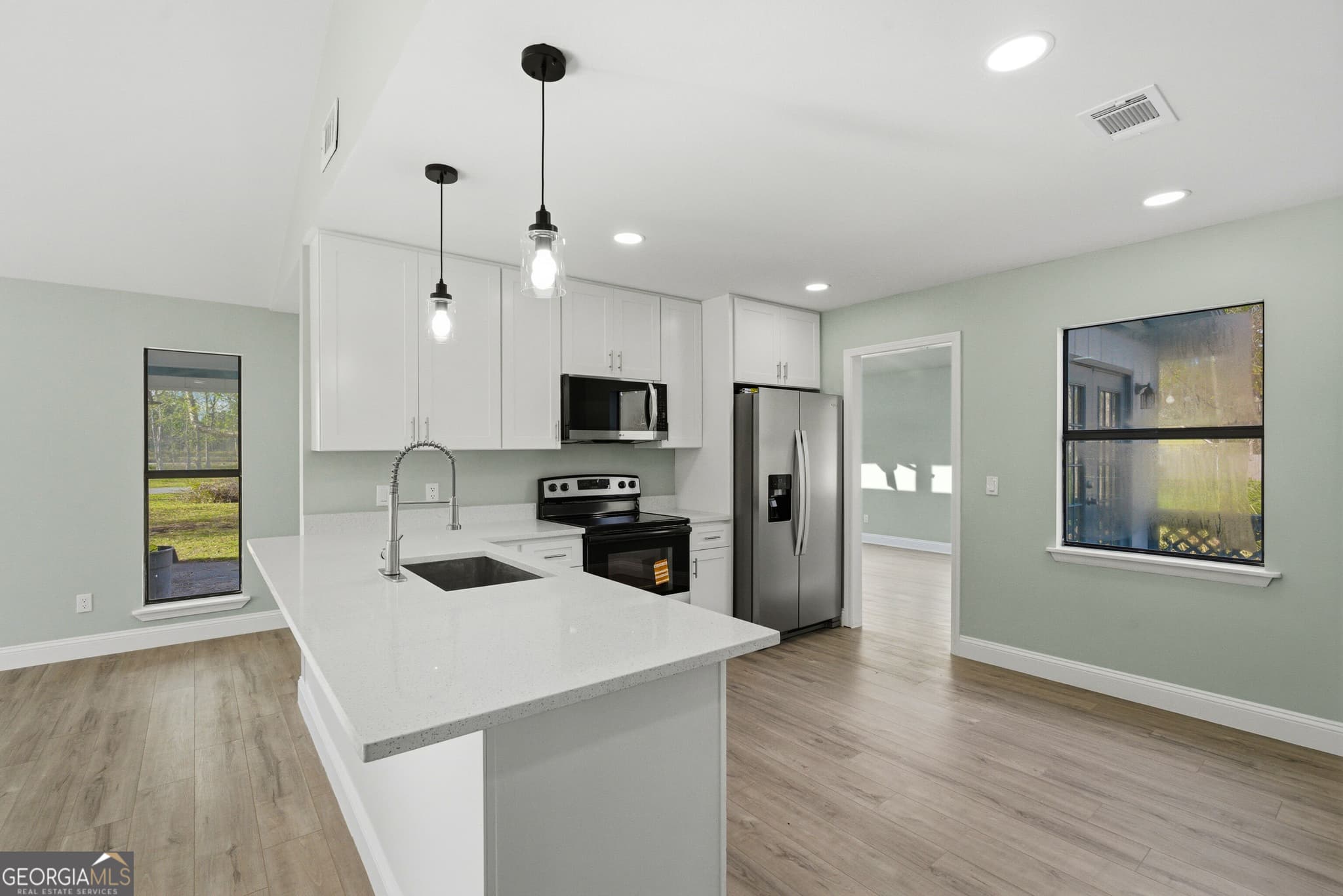 3 bedroom, 2 bathroom, 1,629 sq ft single family residence for rent at 104 Cardinal Street, Woodbine, GA 31569 for $2,150 a month — photo 9