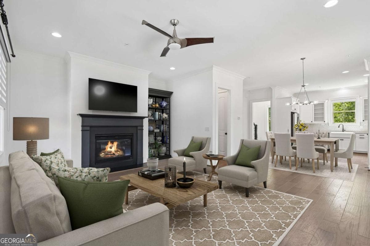 3 bedroom, 3.5 bathroom, 2,351 sq ft townhouse for sale at 2030 Forte Lane 31, Alpharetta, GA 30009 — photo 2
