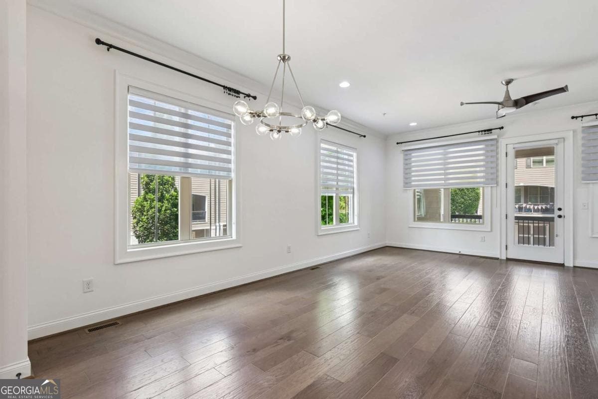 3 bedroom, 3.5 bathroom, 2,351 sq ft townhouse for sale at 2030 Forte Lane 31, Alpharetta, GA 30009 — photo 7
