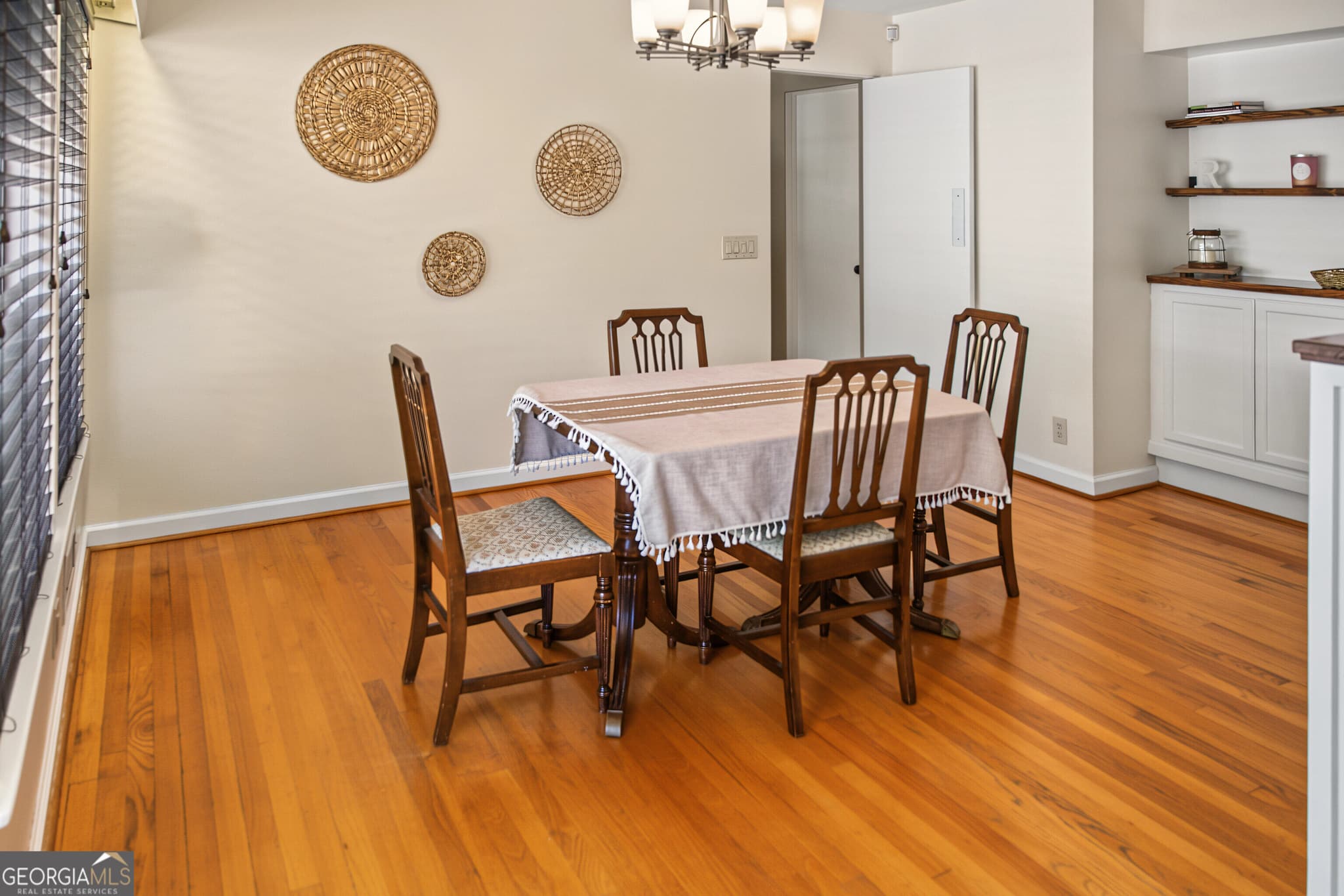 3 bedroom, 2.5 bathroom, 2,749 sq ft single family residence for sale at 531 Brookdale Drive, Dublin, GA 31021 — photo 9