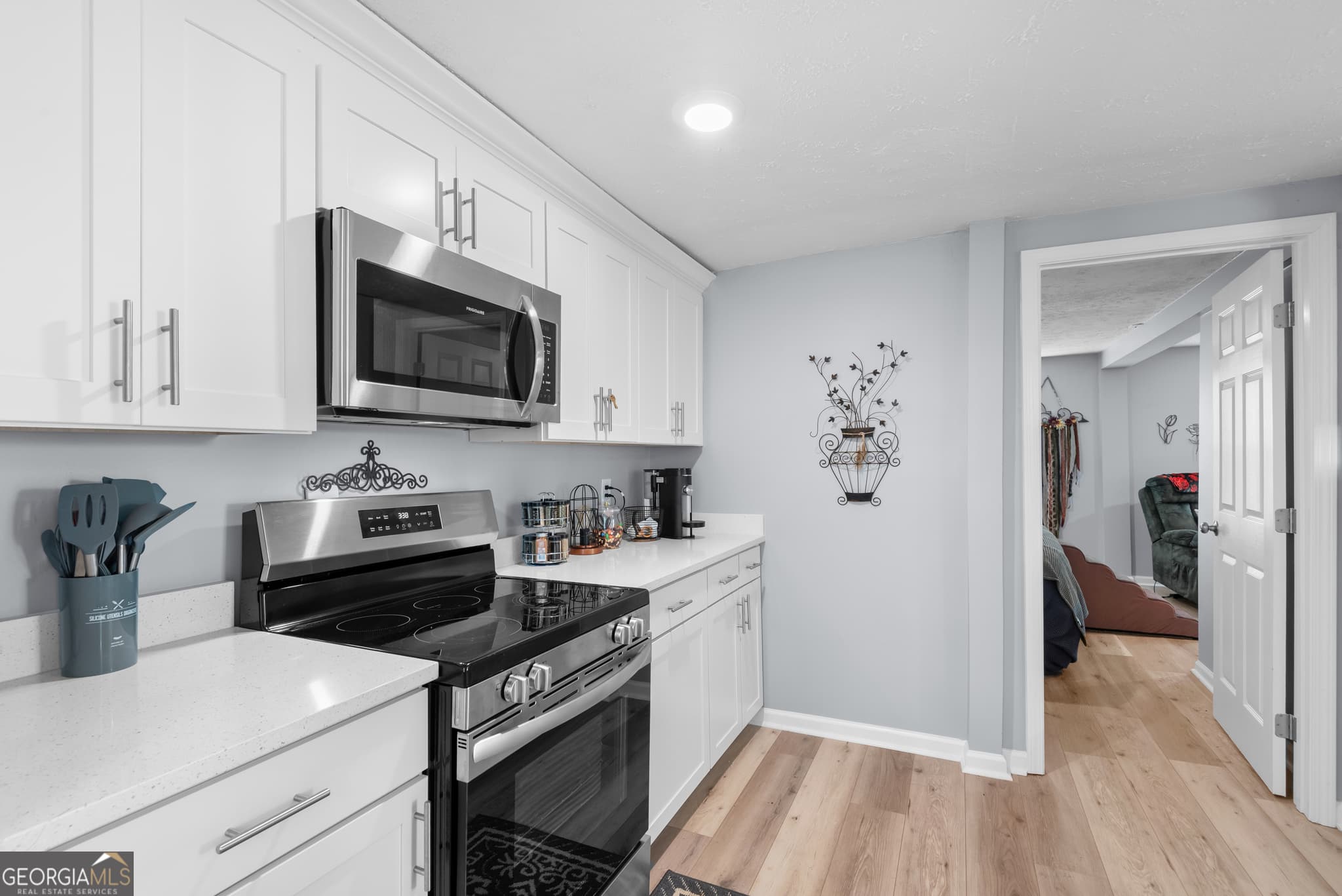 2 bedroom, 2 bathroom, 1,080 sq ft single family residence for sale at 180 Southern Shores Road, Jackson, GA 30233 — photo 7