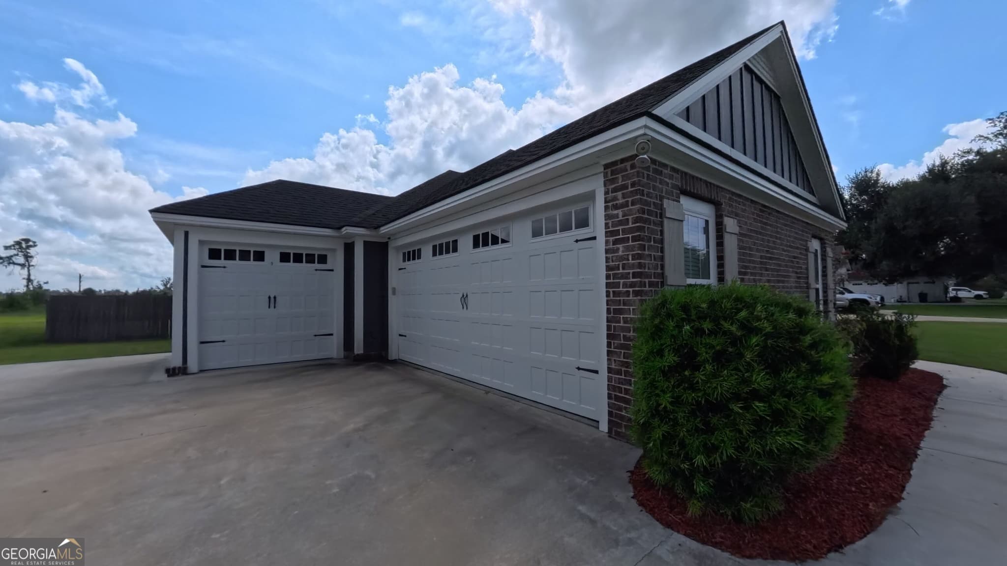 4 bedroom, 3.5 bathroom, 2,397 sq ft single family residence for sale at 608 4-H Club Road, Lake Park, GA 31636 — photo 6