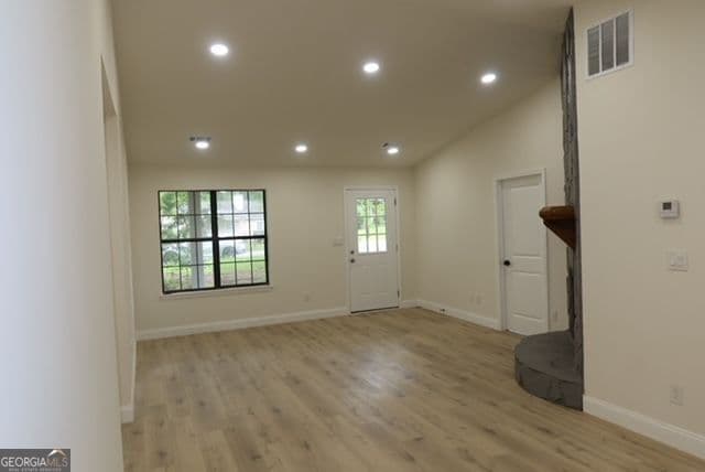 3 bedroom, 2 bathroom, 1,242 sq ft single family residence for sale at 328 Nicole Court, Jonesboro, GA 30238 — photo 4
