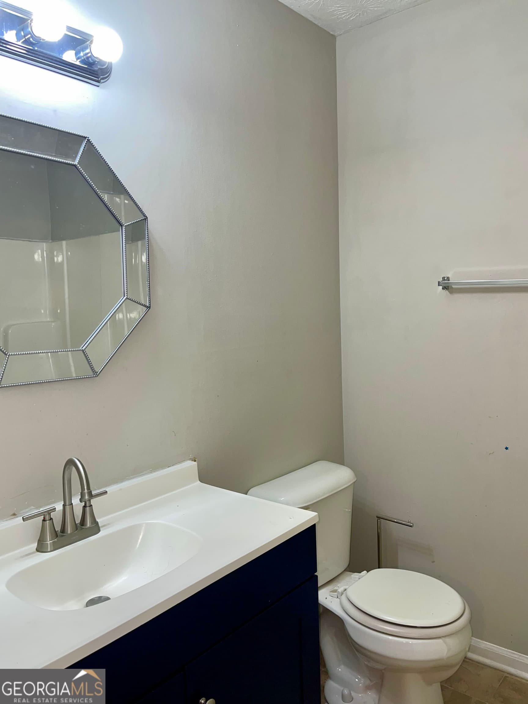 2 bedroom, 2.5 bathroom, 1,232 sq ft duplex for rent at 945 Silverwood Drive, Atlanta, GA 30349 for $1,275 a month — photo 9