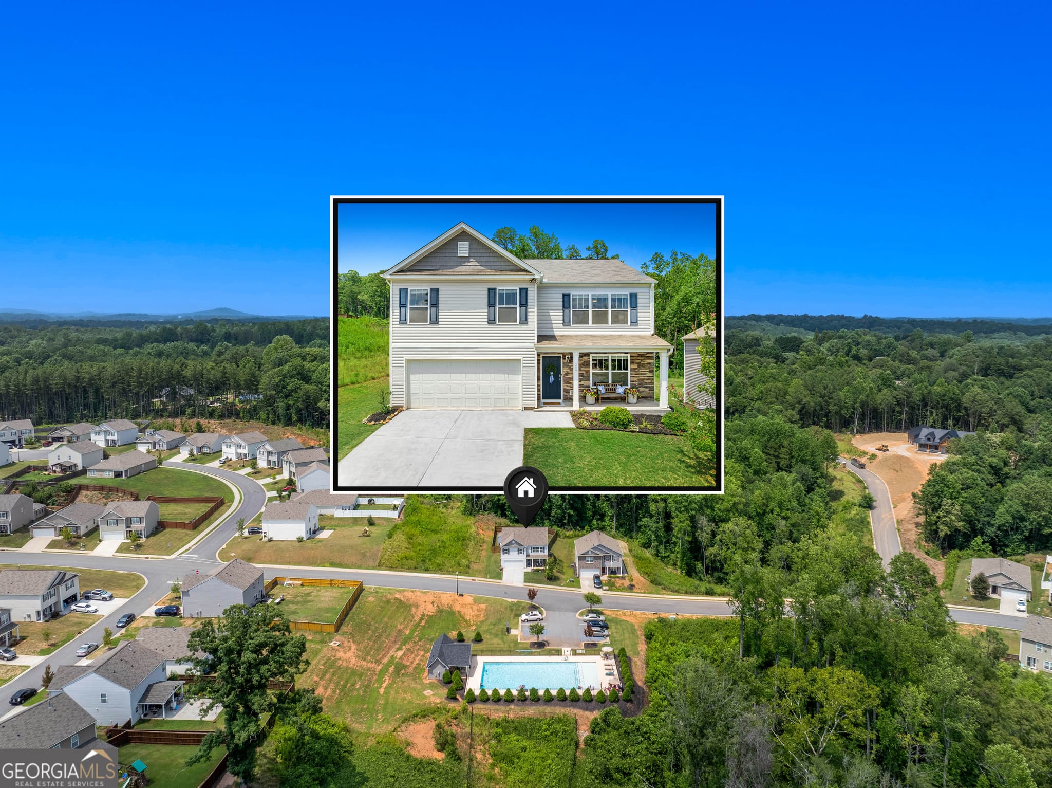 5 bedroom, 3 bathroom, 2,450 sq ft single family residence for sale at 207 Ashwood Way, Easley, SC 29640 — photo 2