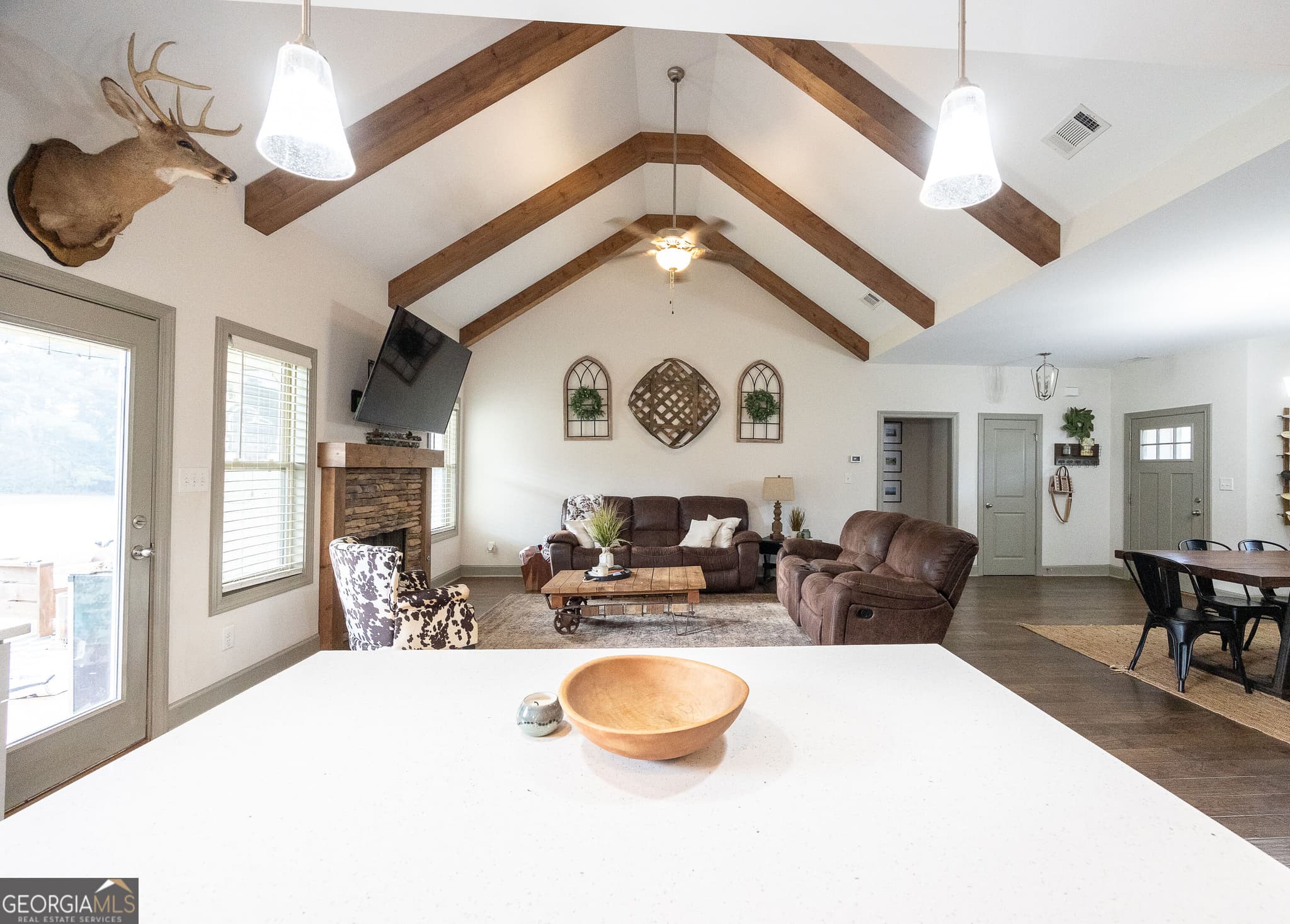 4 bedroom, 2 bathroom, 2,000 sq ft single family residence for sale at 552 Shady Lane, Williamson, GA 30292 — photo 5