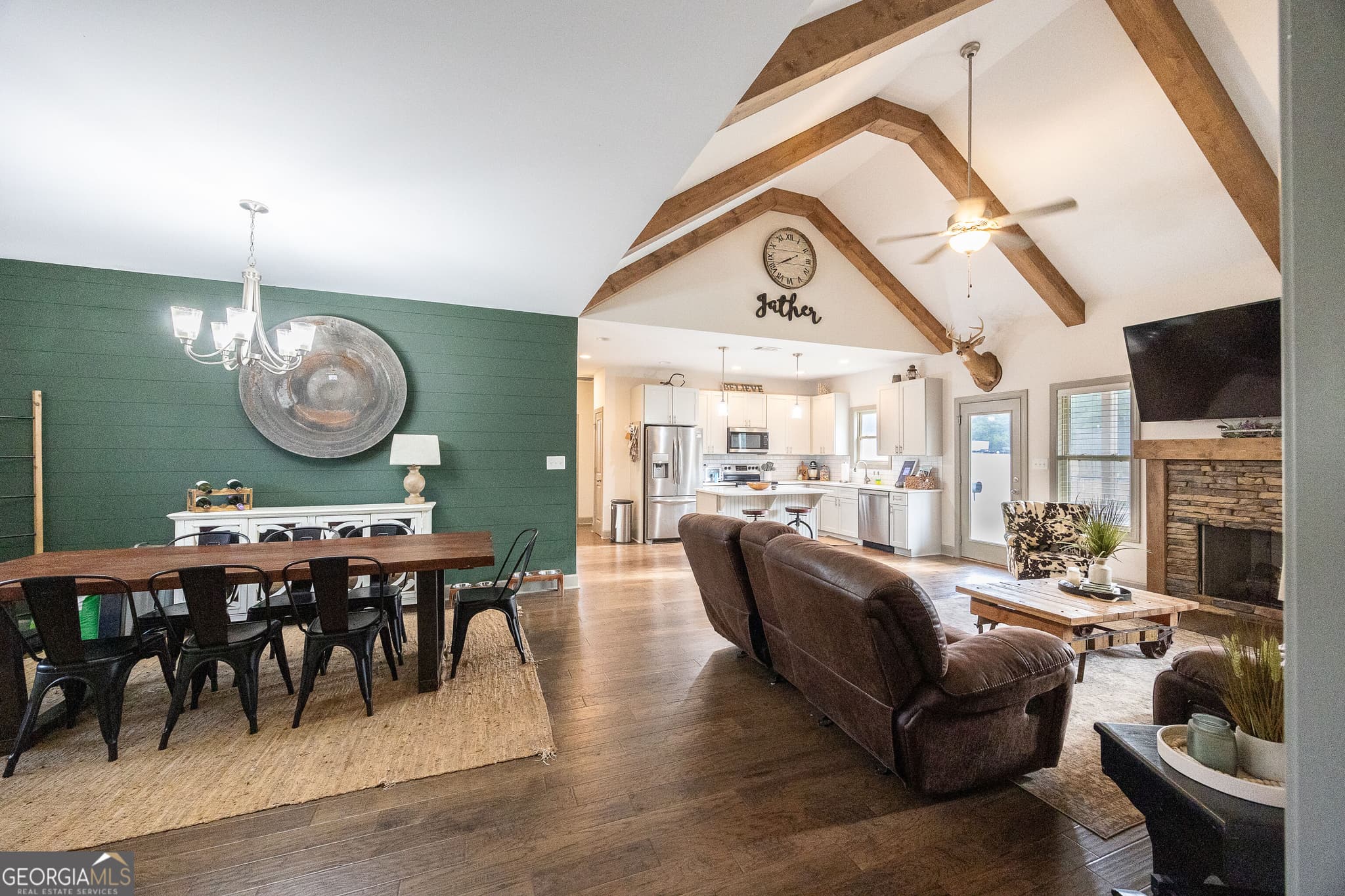 4 bedroom, 2 bathroom, 2,000 sq ft single family residence for sale at 552 Shady Lane, Williamson, GA 30292 — photo 10