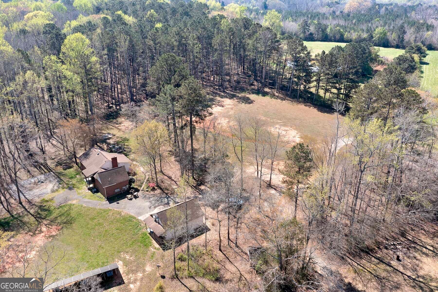 5 bedroom, 3.5 bathroom, 3,648 sq ft single family residence for sale at 2752 Arthur K Bolton Parkway, Griffin, GA 30223 — photo 7