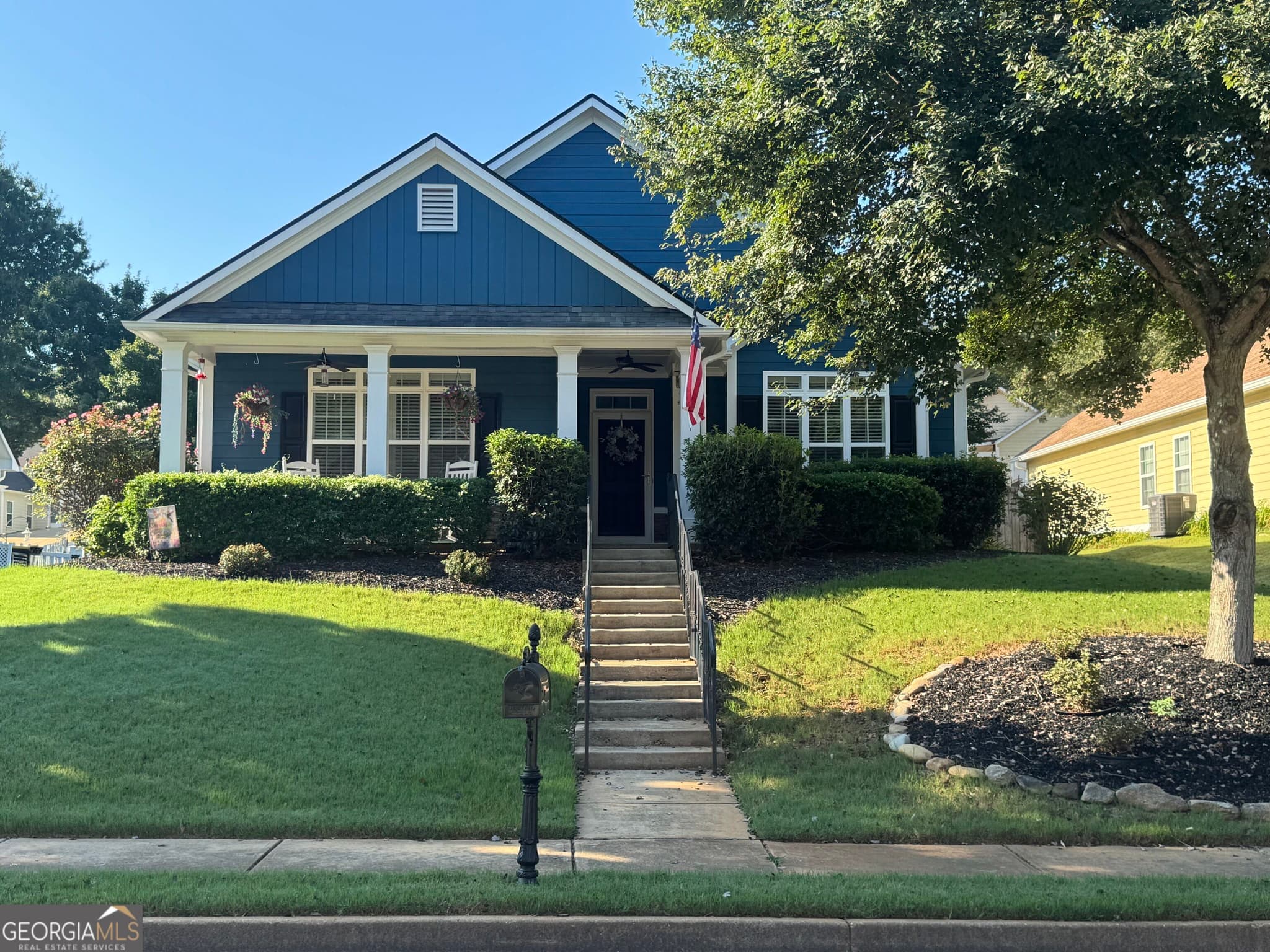 3 bedroom, 2 bathroom, 1,833 sq ft single family residence for sale at 38 Tapestry Lane, Newnan, GA 30265 — photo 1 of 31