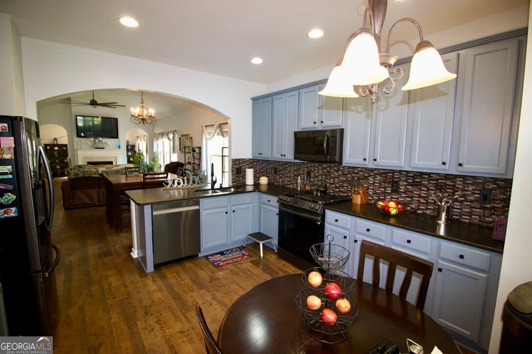 3 bedroom, 2 bathroom, 1,833 sq ft single family residence for sale at 38 Tapestry Lane, Newnan, GA 30265 — photo 10