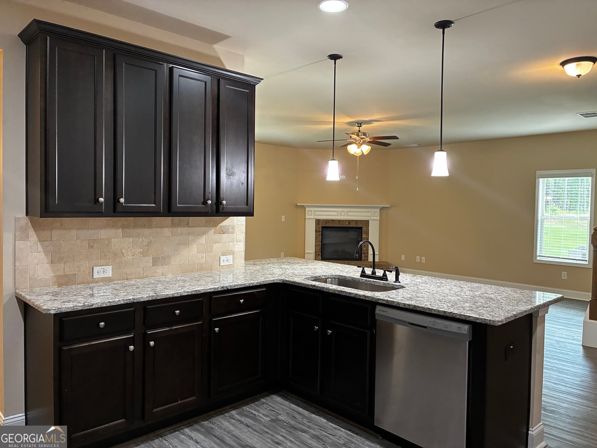 4 bedroom, 2.5 bathroom, 2,409 sq ft single family residence for sale at 109 Armory Creek Drive, Jackson, GA 30233 — photo 4