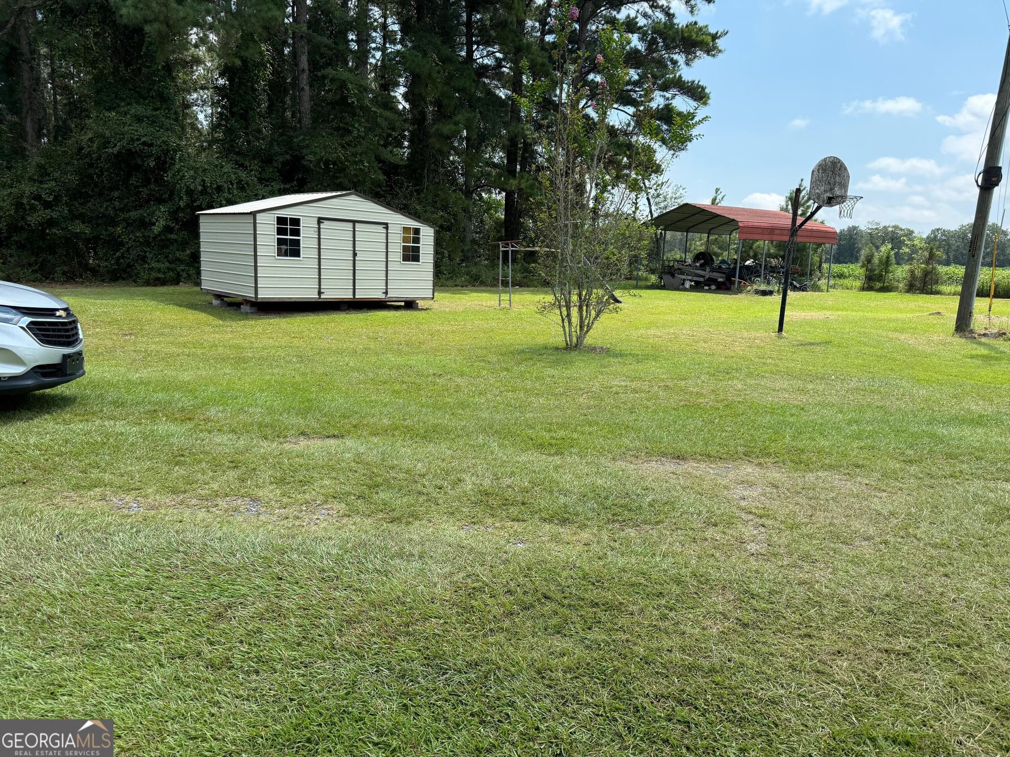 3 bedroom, 2 bathroom, 1,920 sq ft single family residence under contract at 319 Poppy Road, Ocilla, GA 31774 — photo 2