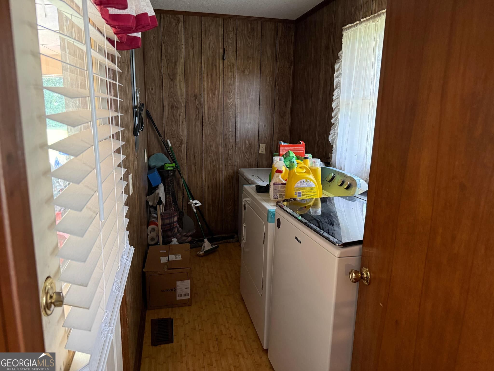 3 bedroom, 2 bathroom, 1,920 sq ft single family residence under contract at 319 Poppy Road, Ocilla, GA 31774 — photo 6
