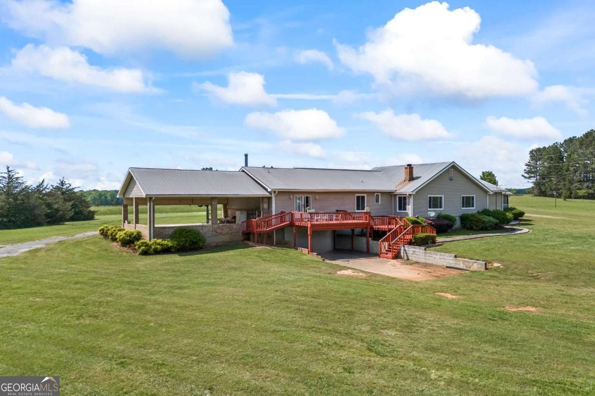 4 bedroom, 3 bathroom, 824 sq ft farm for sale at 1691 Snows Mill Road, Bogart, GA 30622 — photo 10