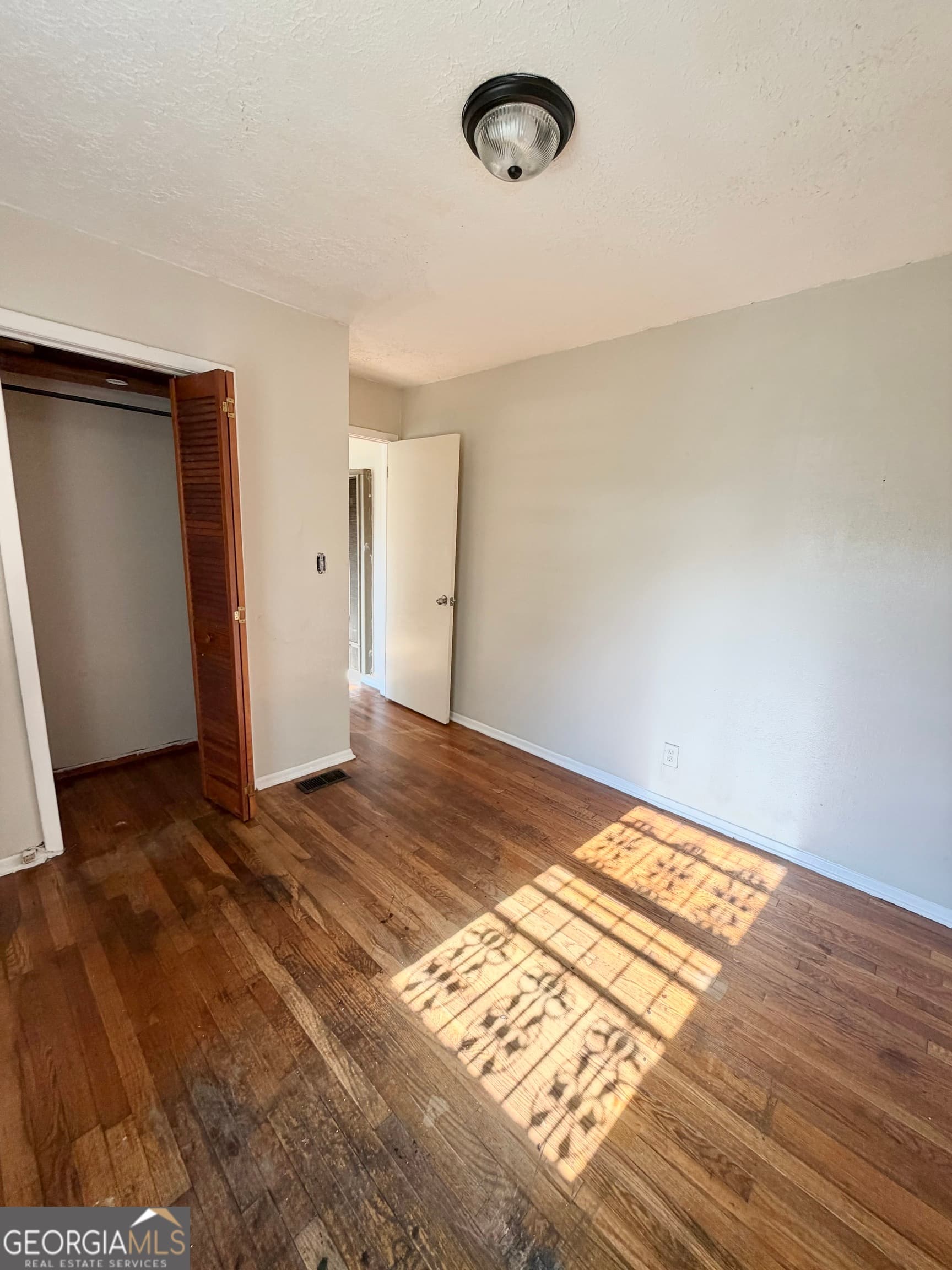 3 bedroom, 2 bathroom, 1,489 sq ft single family residence for sale at 854 N 11th Avenue, Lanett, AL 36863 — photo 7